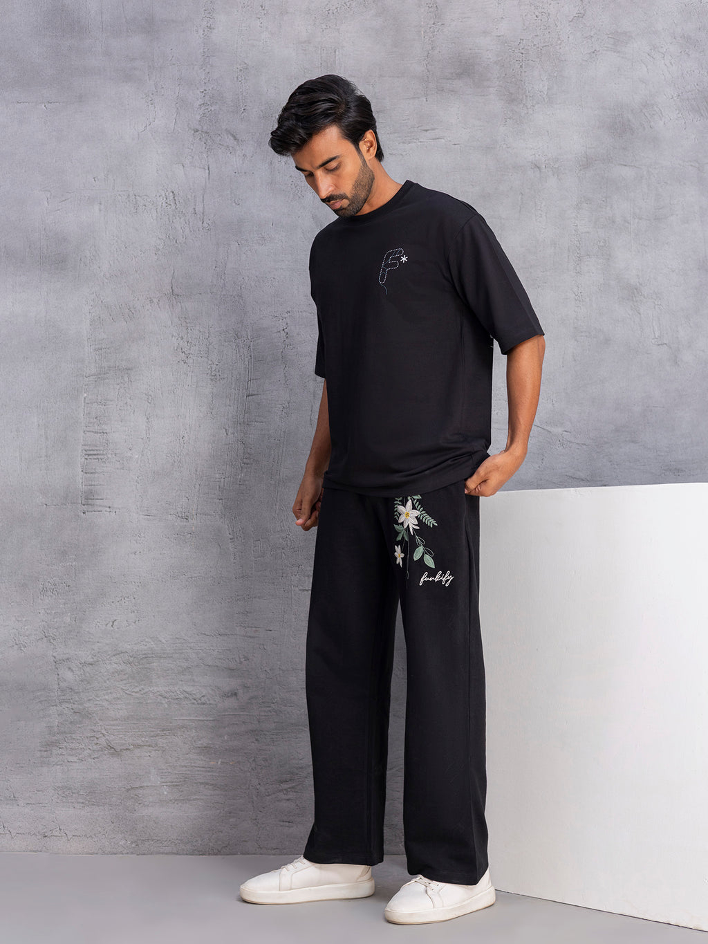 Loose Fit Embroided Cotton Pyjama