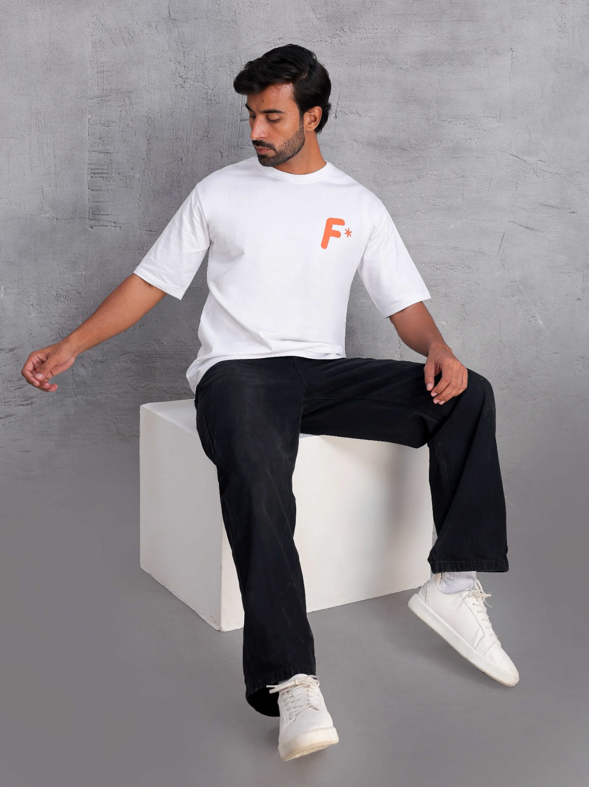 Men Graphic Printed T-shirt