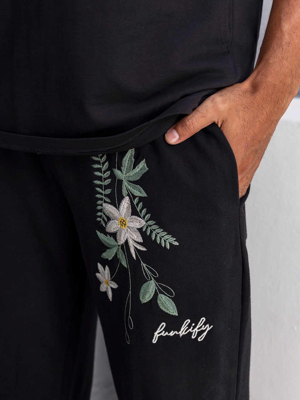 Loose Fit Embroided Cotton Pyjama