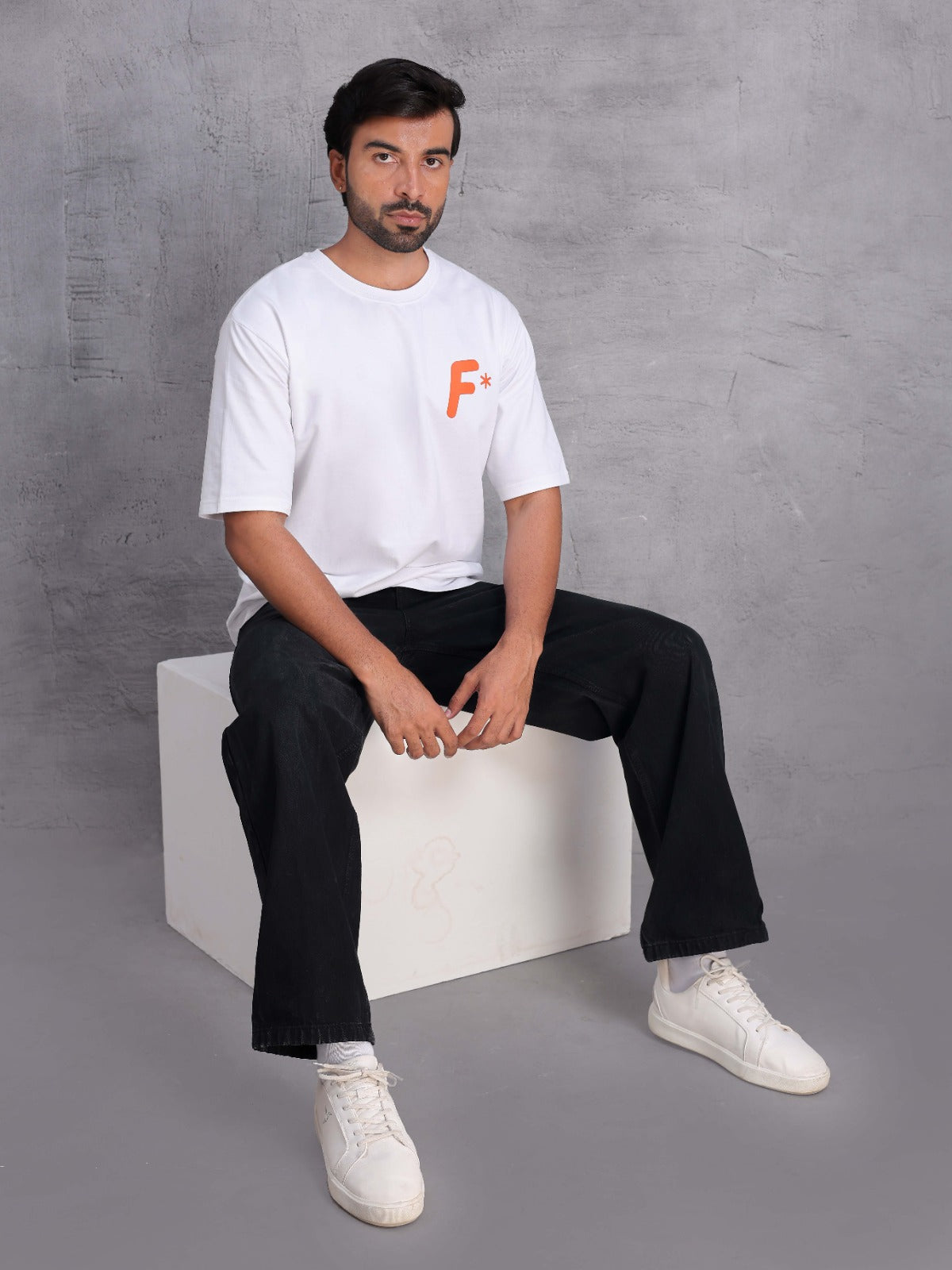 Men Graphic Printed T-shirt