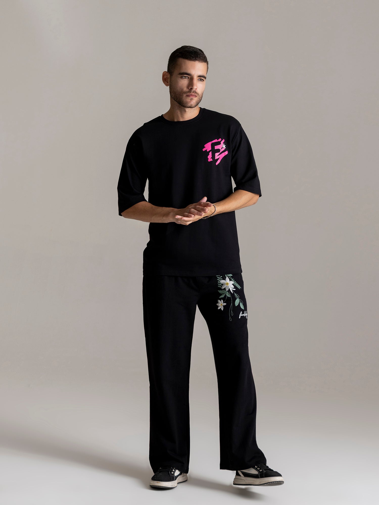 Men Graphic Printed T-shirt